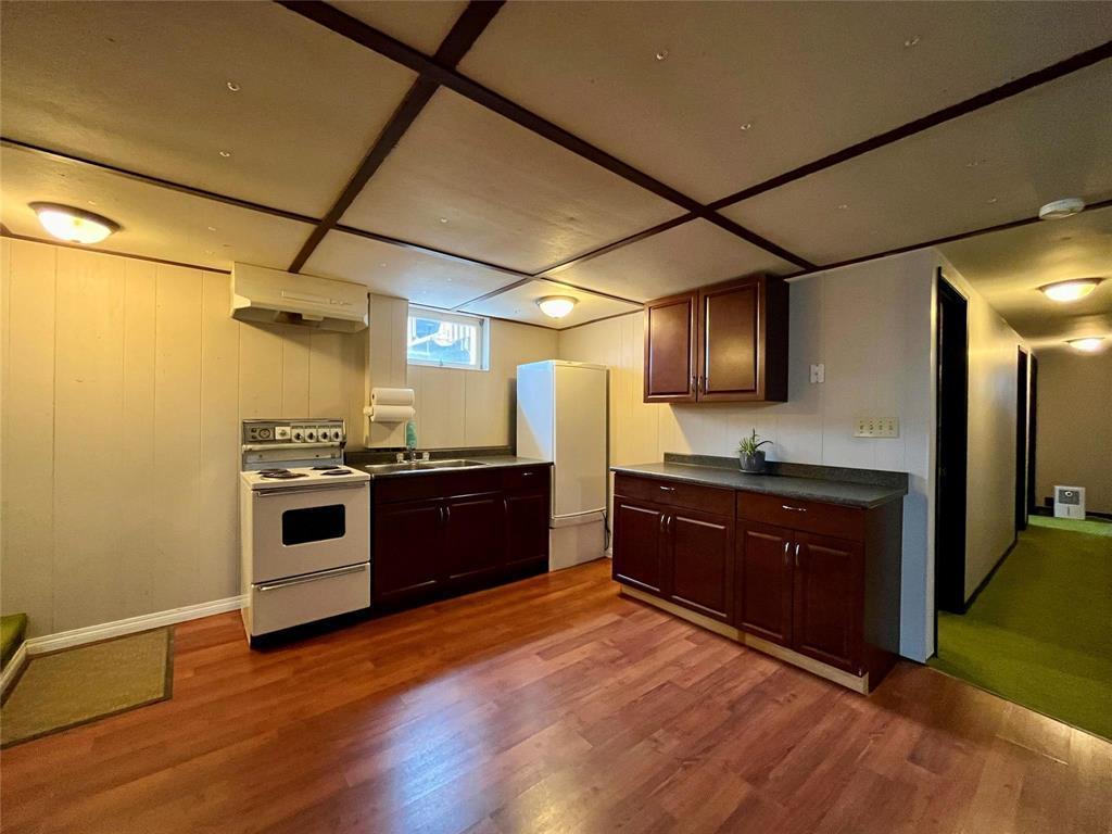 












114 North Railway Street

,
Boissevain,




Manitoba
R0K0E0

