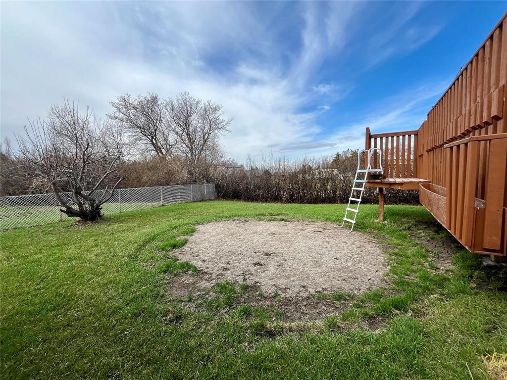 












114 North Railway Street

,
Boissevain,




Manitoba
R0K0E0

