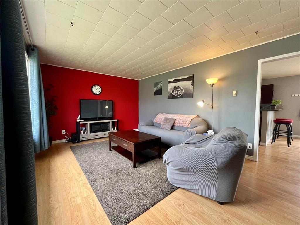 












114 North Railway Street

,
Boissevain,




Manitoba
R0K0E0

