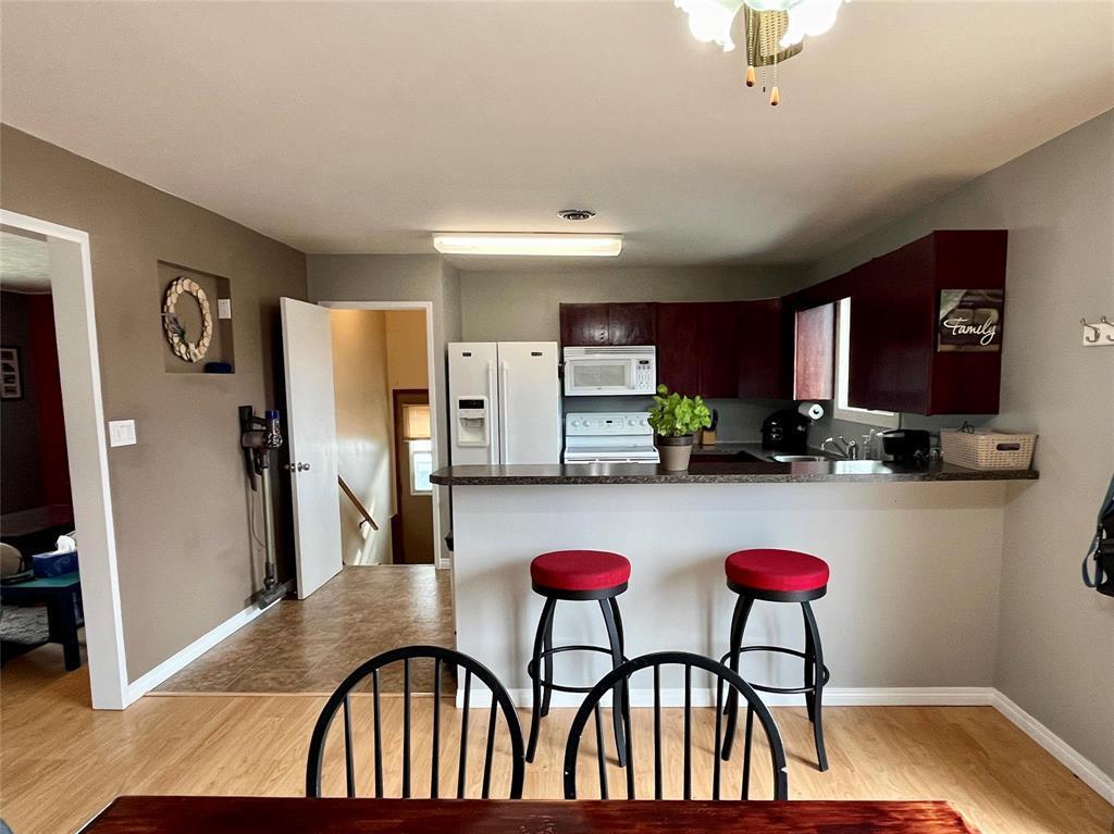 












114 North Railway Street

,
Boissevain,




Manitoba
R0K0E0

