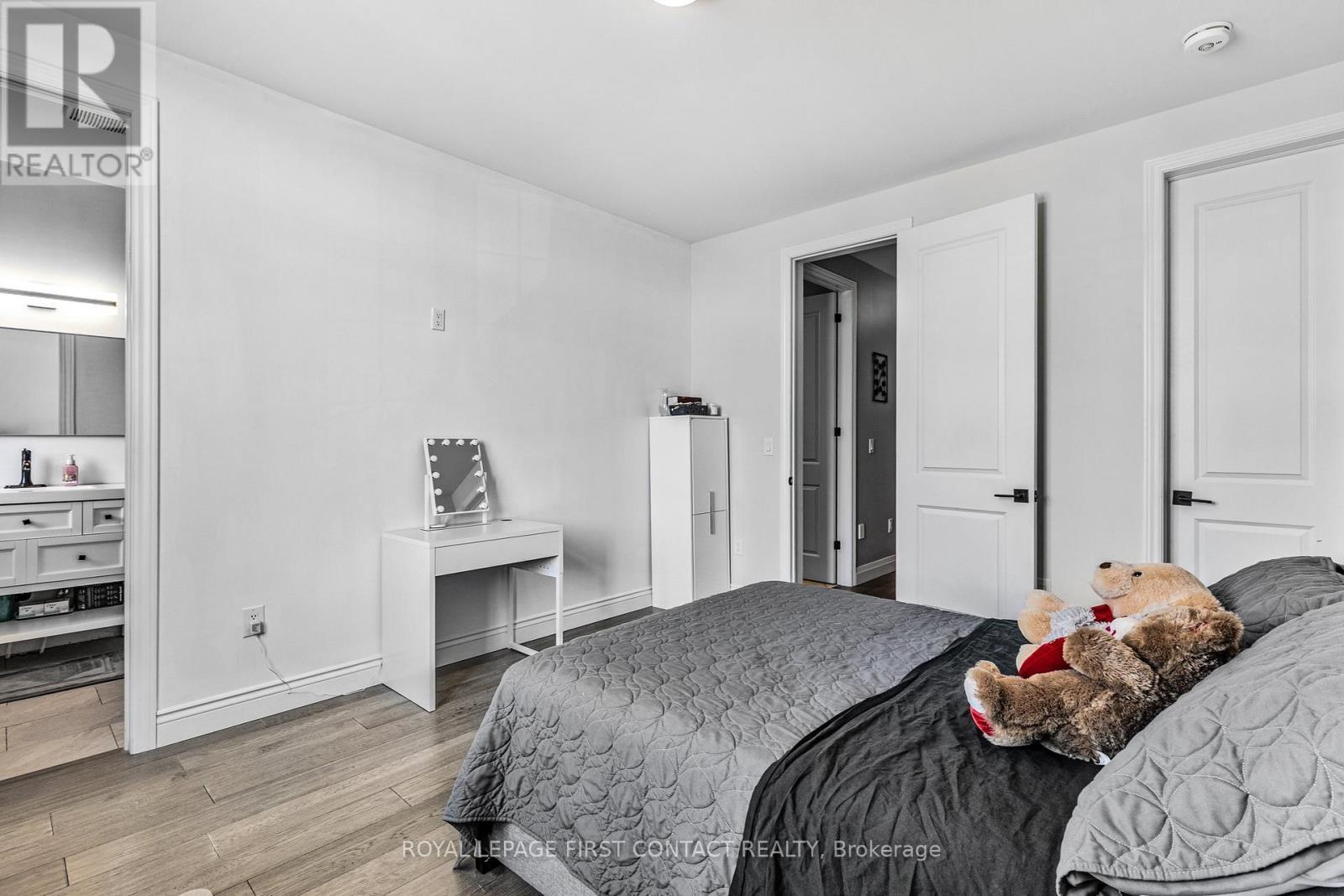 












3075 ORION BOULEVARD

,
Orillia,




Ontario
L3V6H2


