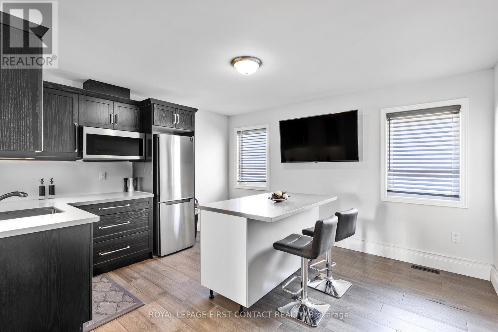 












3075 ORION BOULEVARD

,
Orillia,




Ontario
L3V6H2

