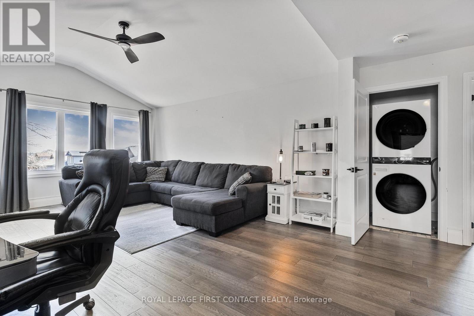 












3075 ORION BOULEVARD

,
Orillia,




Ontario
L3V6H2

