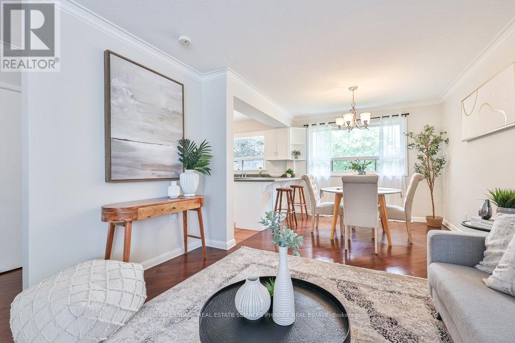 












361 ST AUGUSTINE DRIVE

,
Oakville,




Ontario
L6K3E8

