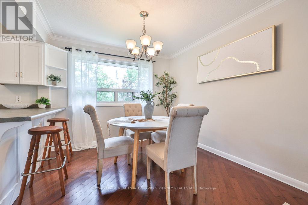 












361 ST AUGUSTINE DRIVE

,
Oakville,




Ontario
L6K3E8

