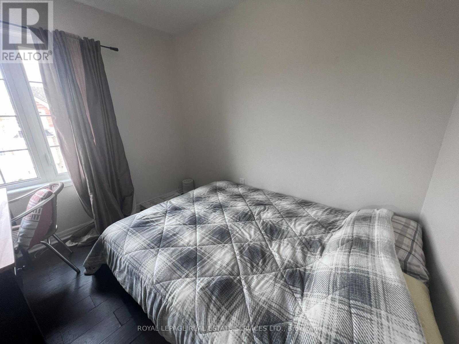 












201 ELLEN DAVIDSON DRIVE

,
Oakville,




Ontario
L6M0V1

