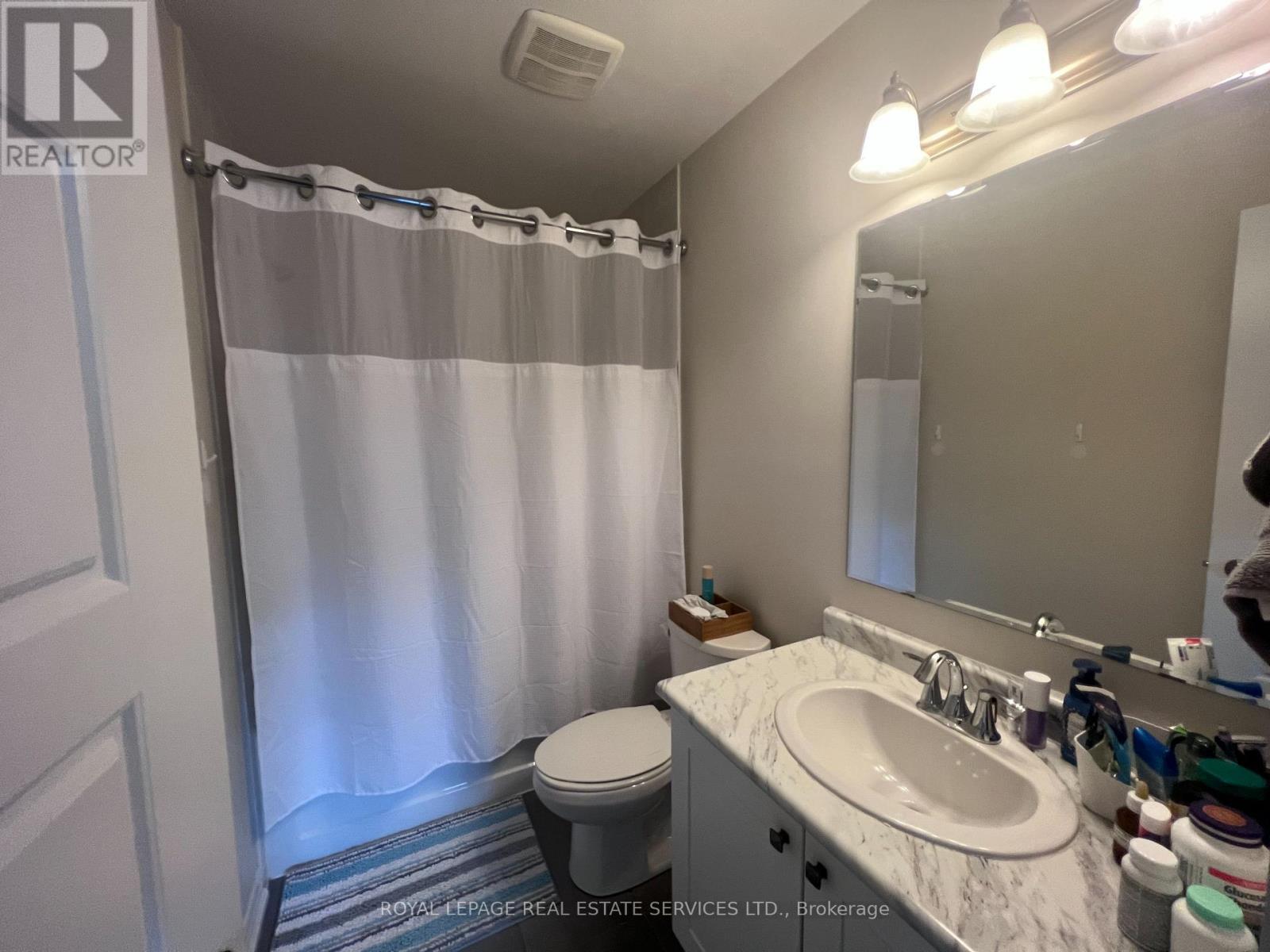 












201 ELLEN DAVIDSON DRIVE

,
Oakville,




Ontario
L6M0V1

