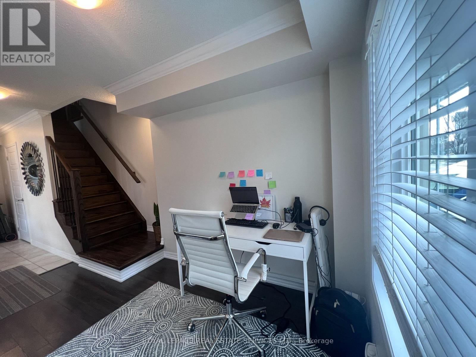 












201 ELLEN DAVIDSON DRIVE

,
Oakville,




Ontario
L6M0V1

