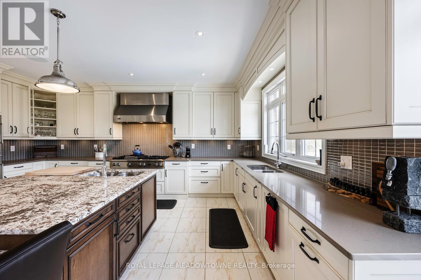 












60 ADAMSVILLE ROAD

,
Brampton,




Ontario
L6X2X4

