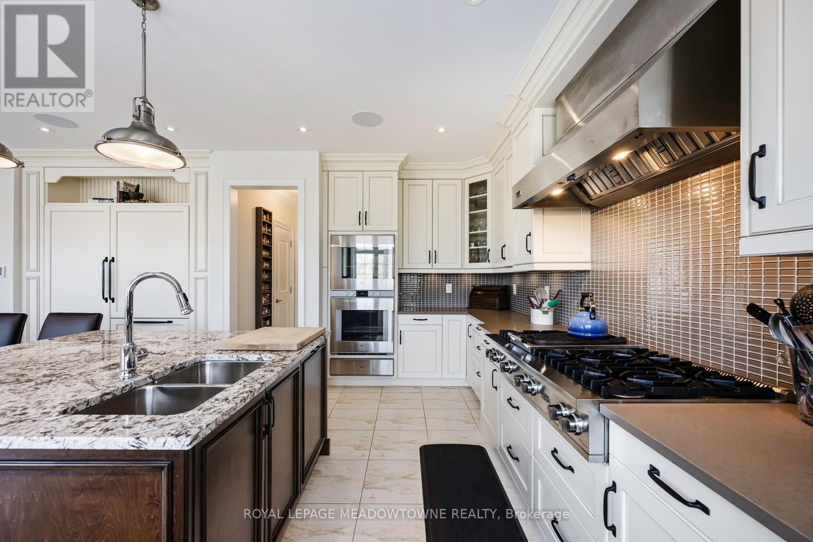 












60 ADAMSVILLE ROAD

,
Brampton,




Ontario
L6X2X4

