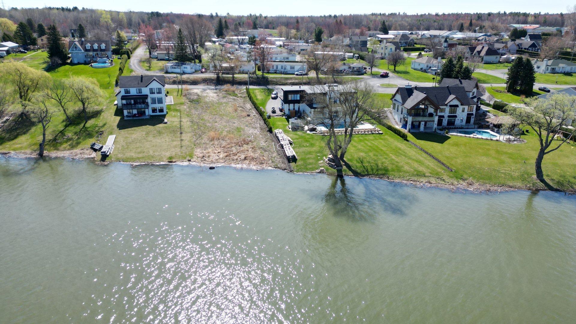 









1246


Rue des Berges

,
Sorel-Tracy,







QC
J3P7X4

