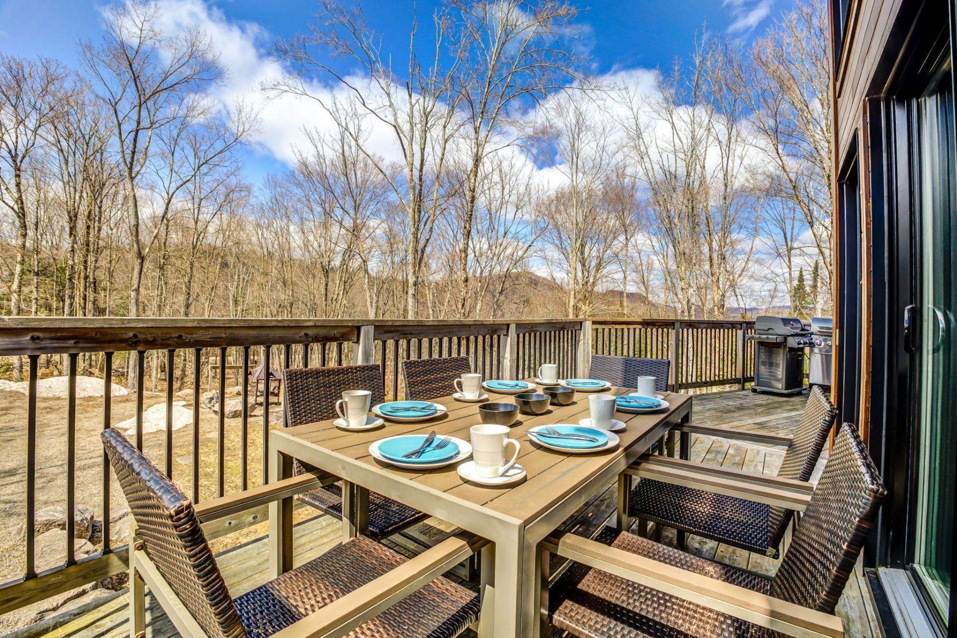 









312


Ch. du Lac-aux-Ours

,
Lac-Supérieur,




QC
J0T1P0


