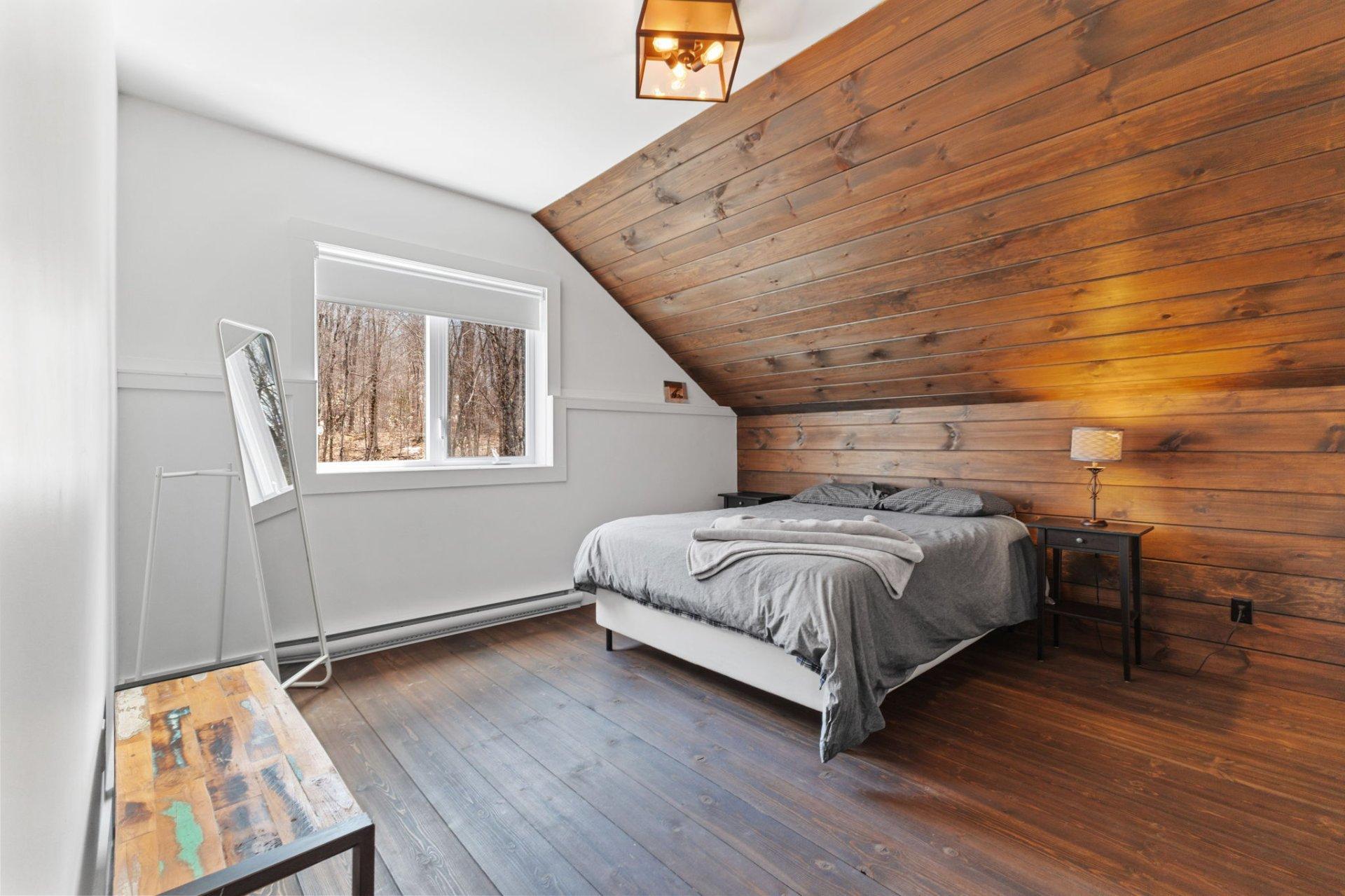 









312


Ch. du Lac-aux-Ours

,
Lac-Supérieur,




QC
J0T1P0

