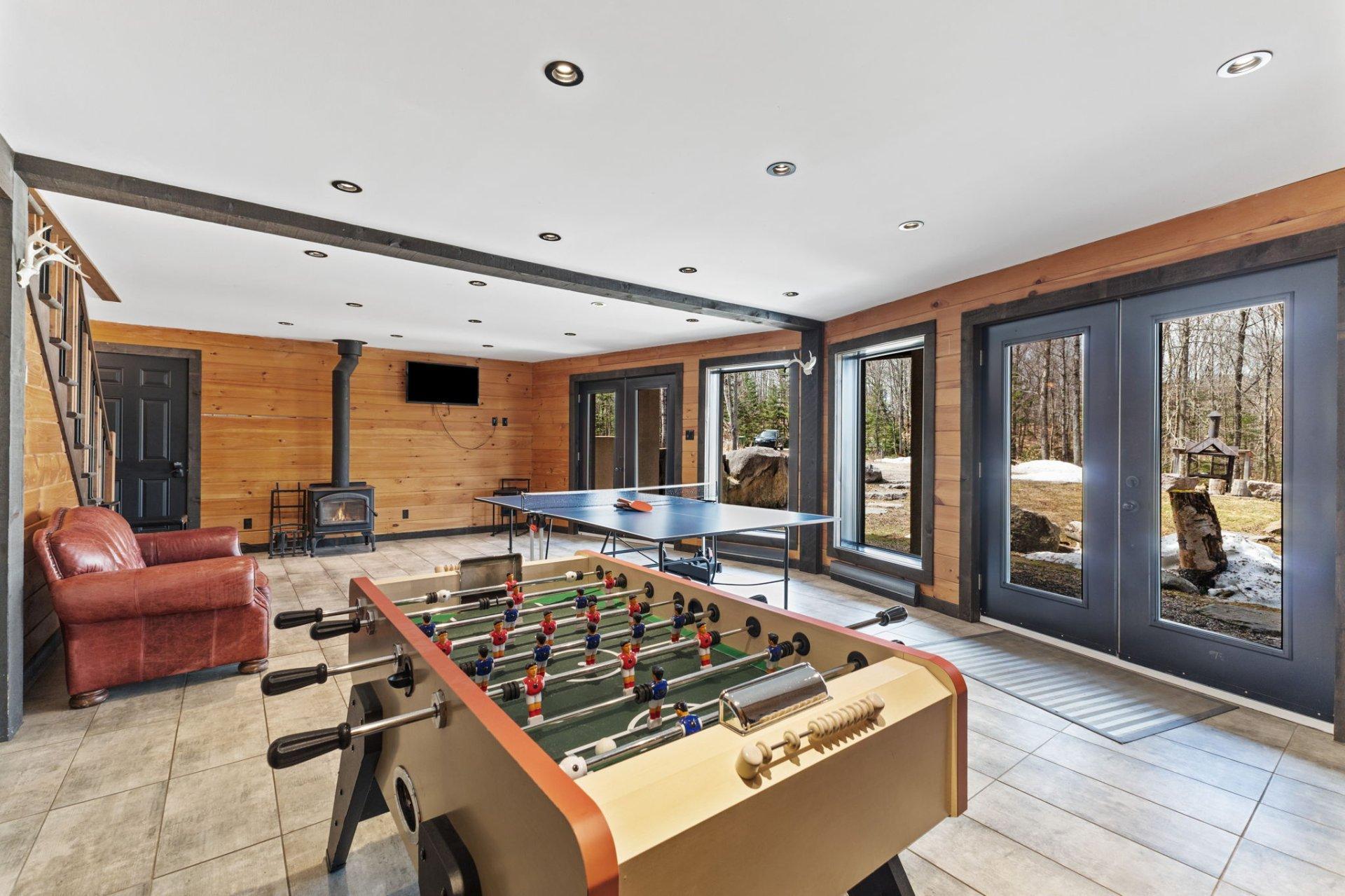 









312


Ch. du Lac-aux-Ours

,
Lac-Supérieur,




QC
J0T1P0

