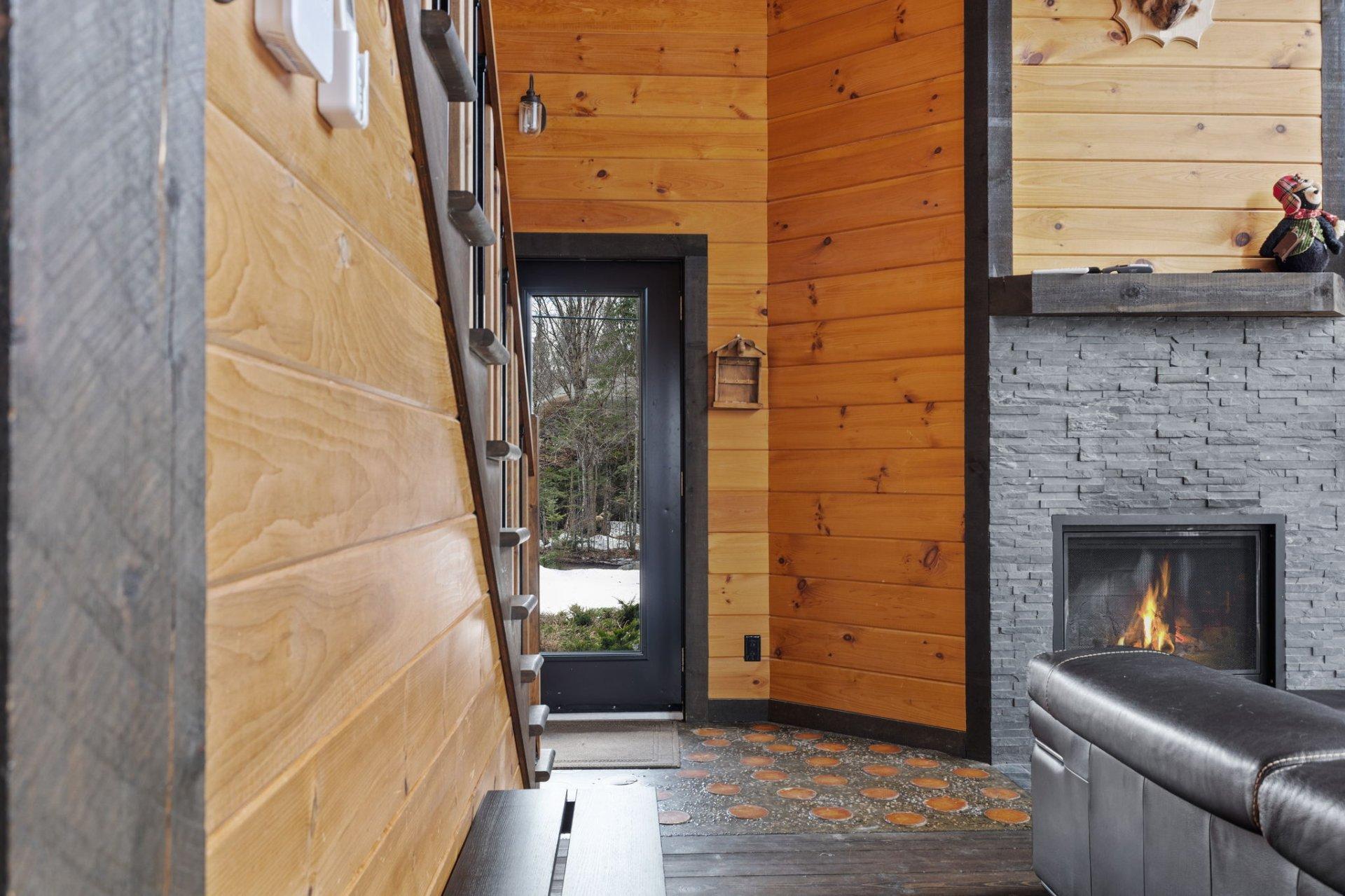 









312


Ch. du Lac-aux-Ours

,
Lac-Supérieur,




QC
J0T1P0

