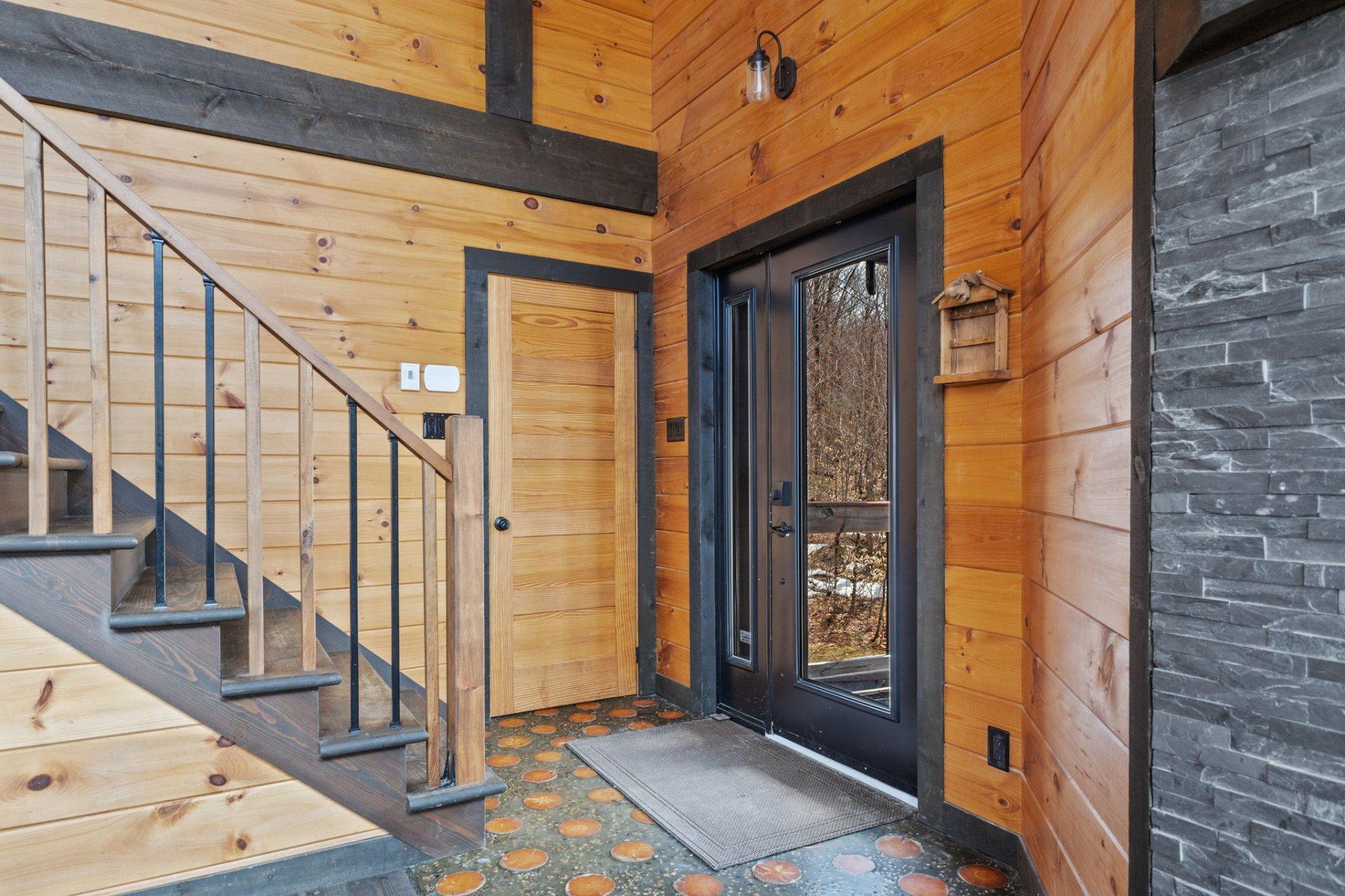 









312


Ch. du Lac-aux-Ours

,
Lac-Supérieur,




QC
J0T1P0

