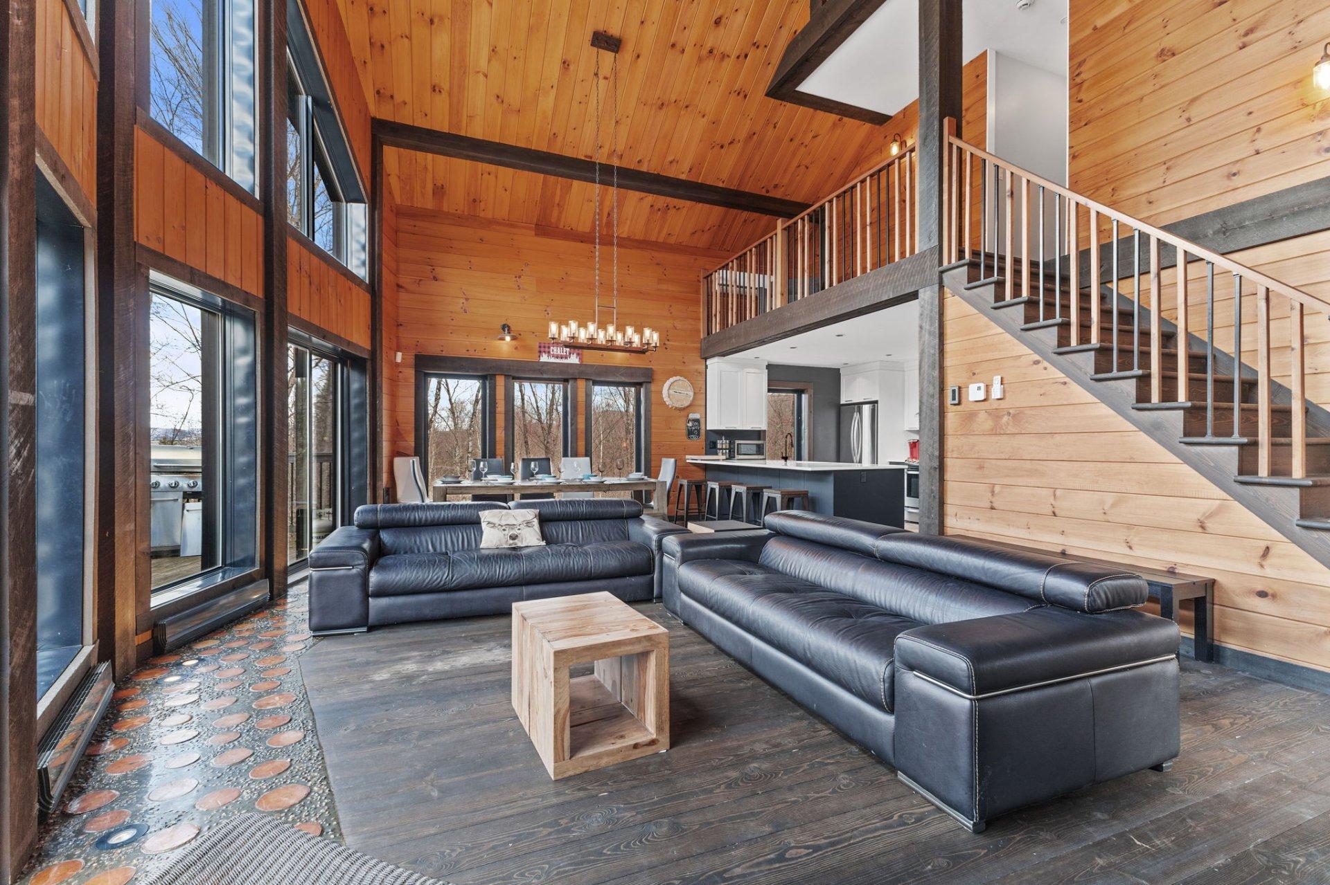 









312


Ch. du Lac-aux-Ours

,
Lac-Supérieur,




QC
J0T1P0


