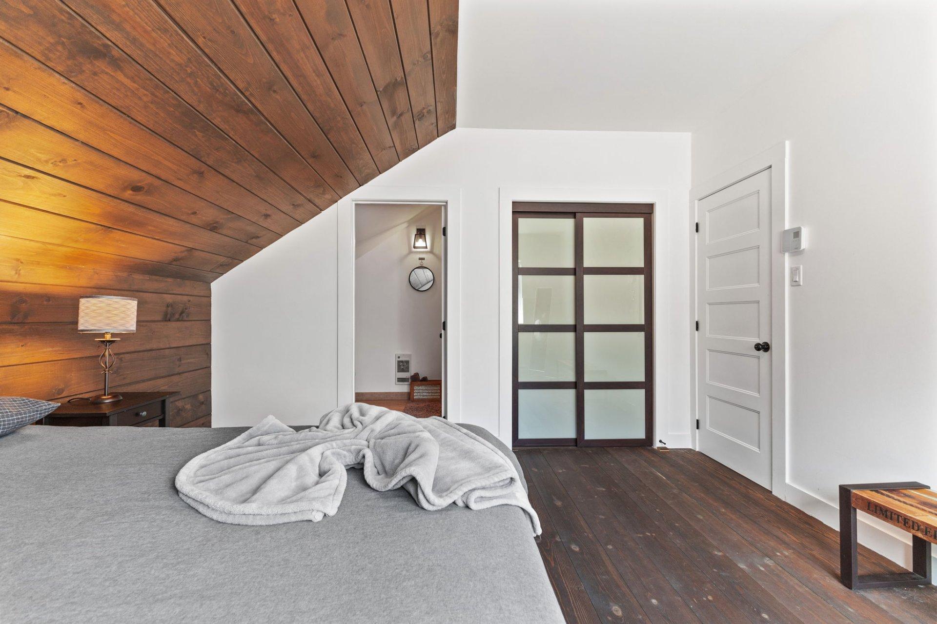 









312


Ch. du Lac-aux-Ours

,
Lac-Supérieur,




QC
J0T1P0

