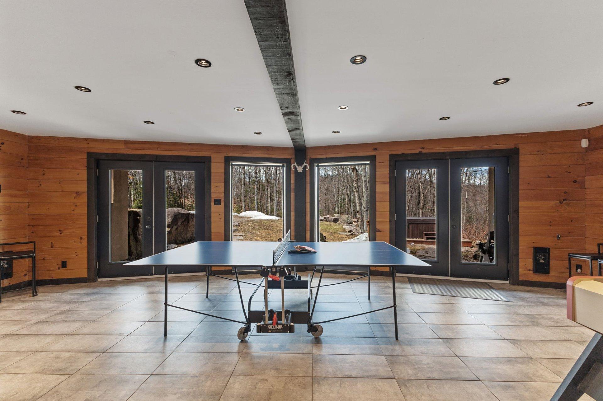 









312


Ch. du Lac-aux-Ours

,
Lac-Supérieur,




QC
J0T1P0


