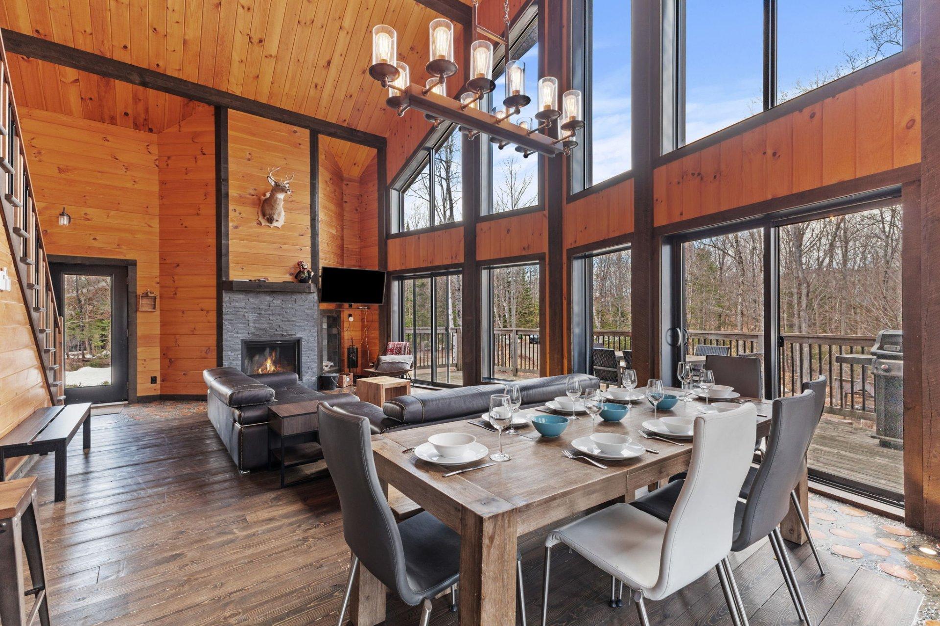 









312


Ch. du Lac-aux-Ours

,
Lac-Supérieur,




QC
J0T1P0

