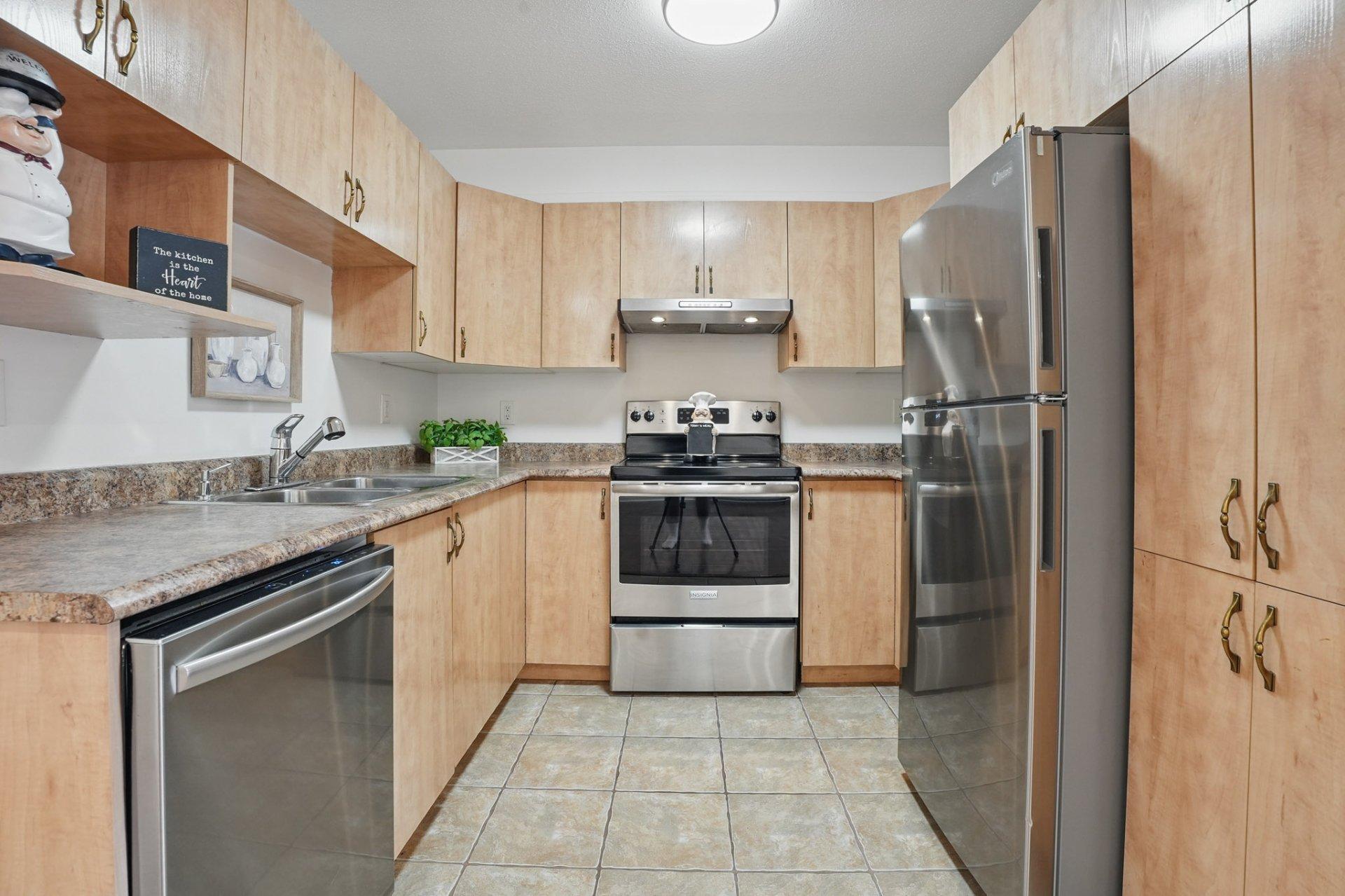 









303


Rue de la Côte-des-Neiges

, 2,
Gatineau (Gatineau),




QC
J8V4B2

