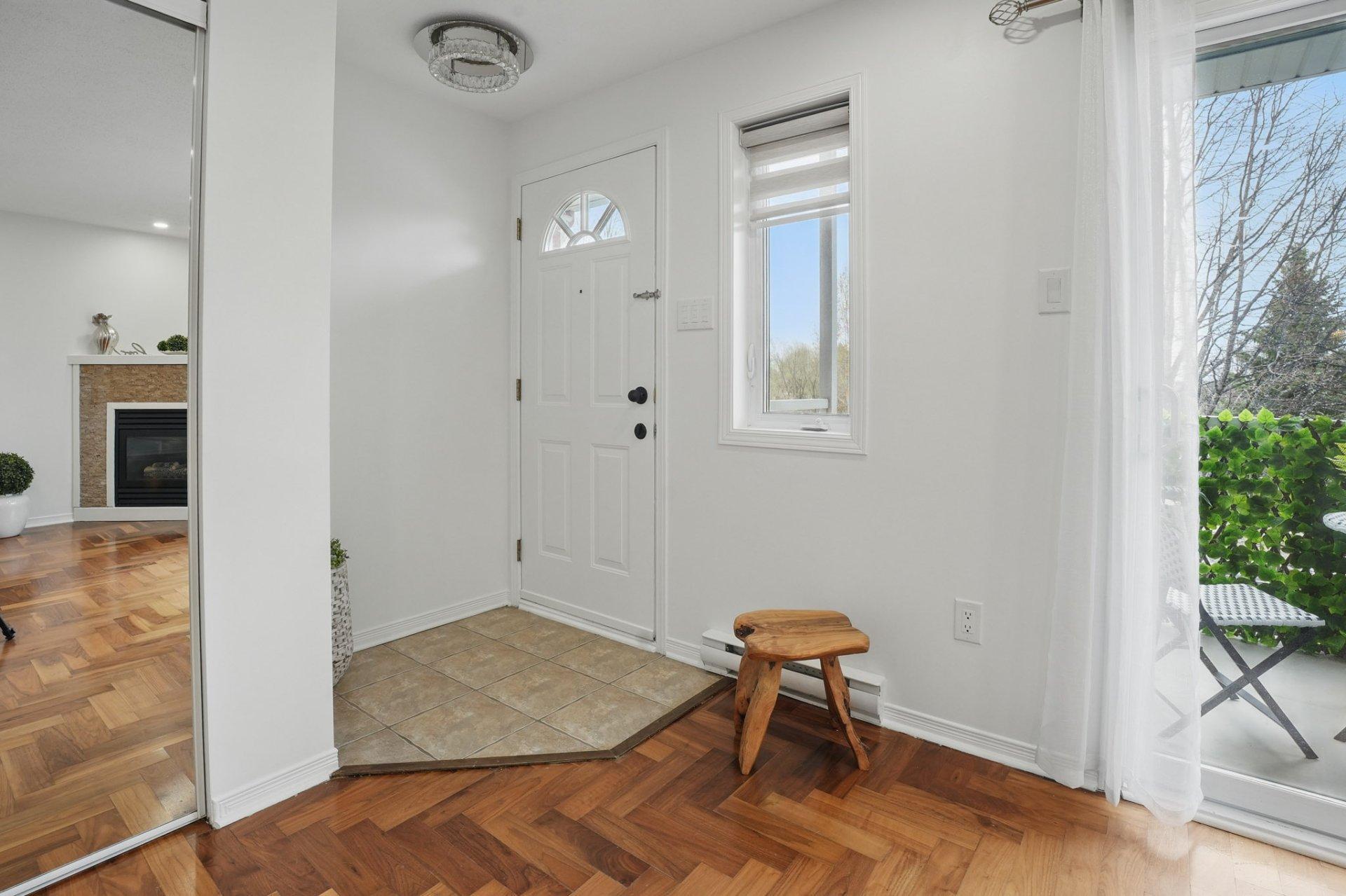 









303


Rue de la Côte-des-Neiges

, 2,
Gatineau (Gatineau),




QC
J8V4B2

