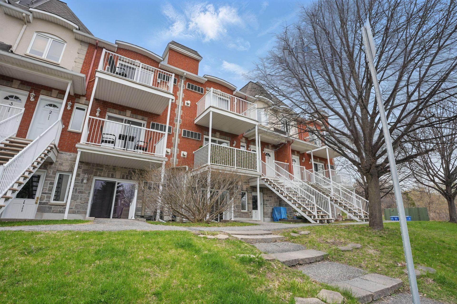 









303


Rue de la Côte-des-Neiges

, 2,
Gatineau (Gatineau),




QC
J8V4B2

