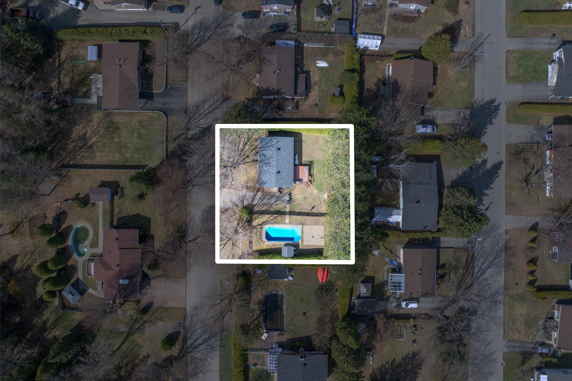 









1210


Rue de Normandie

,
Mont-Tremblant,




QC
J8E3A8

