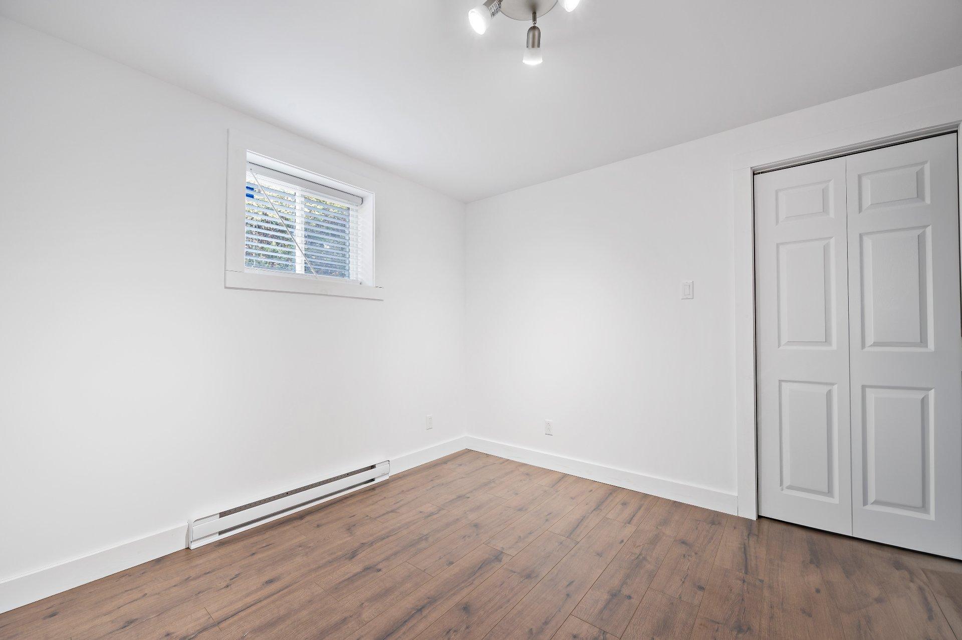 









1210


Rue de Normandie

,
Mont-Tremblant,




QC
J8E3A8

