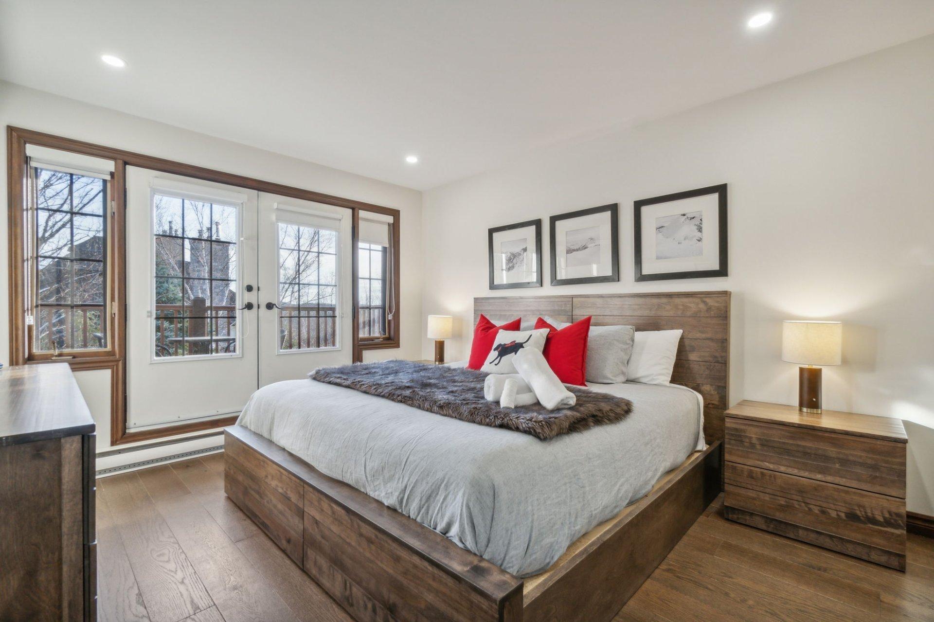









122


Ch. des Sous-Bois

, 1,
Mont-Tremblant,




QC
J8E3M1

