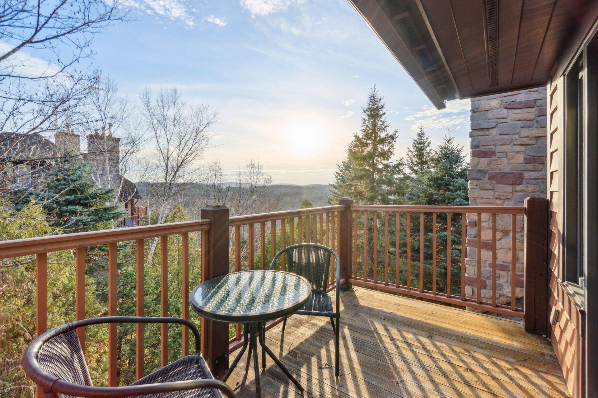 









122


Ch. des Sous-Bois

, 1,
Mont-Tremblant,




QC
J8E3M1

