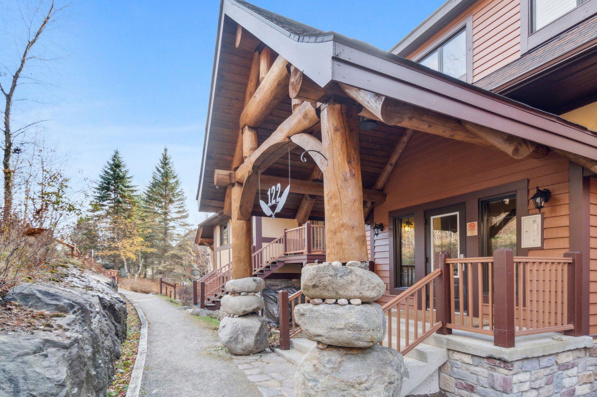 









122


Ch. des Sous-Bois

, 1,
Mont-Tremblant,




QC
J8E3M1

