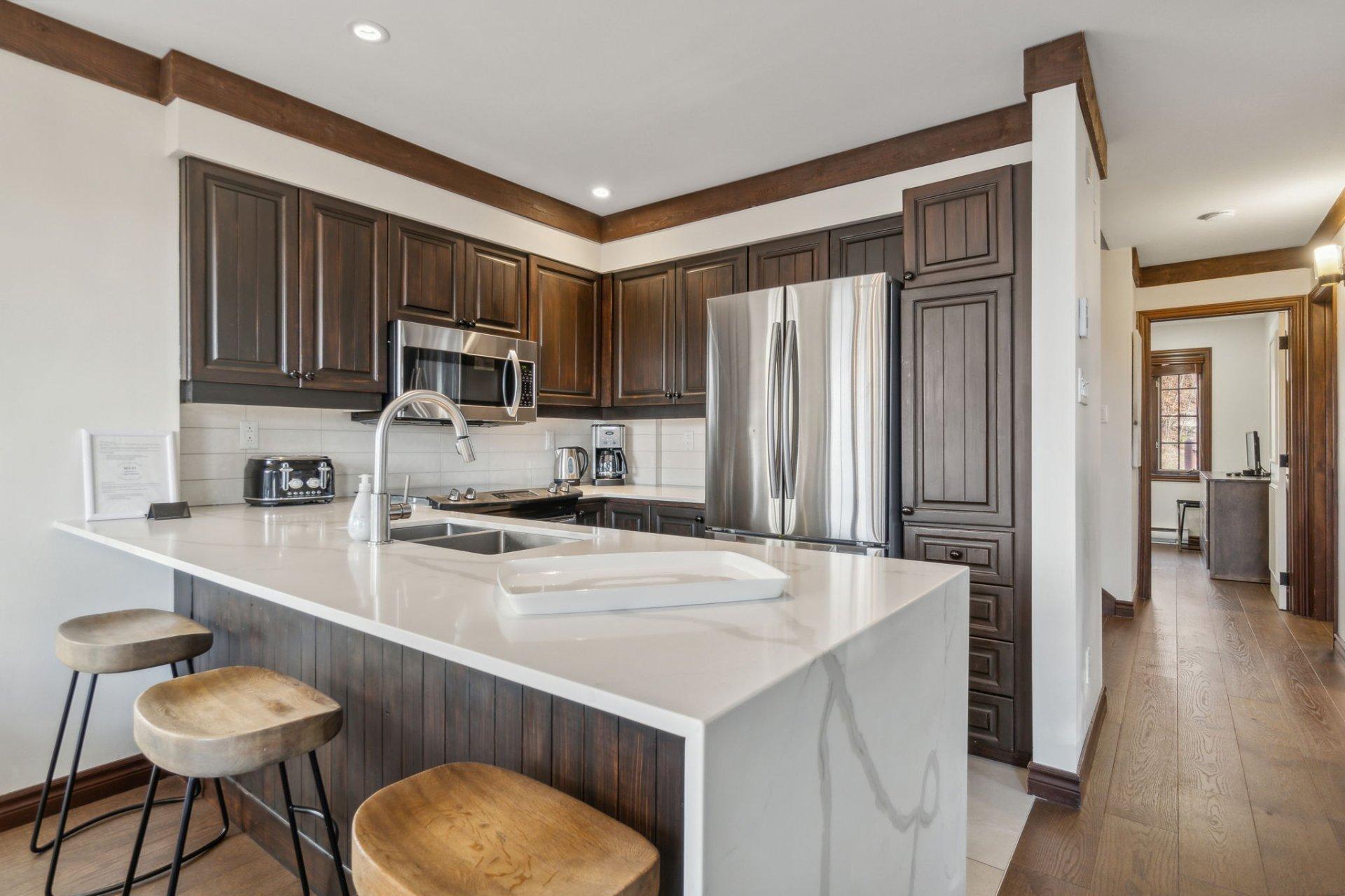 









122


Ch. des Sous-Bois

, 1,
Mont-Tremblant,




QC
J8E3M1


