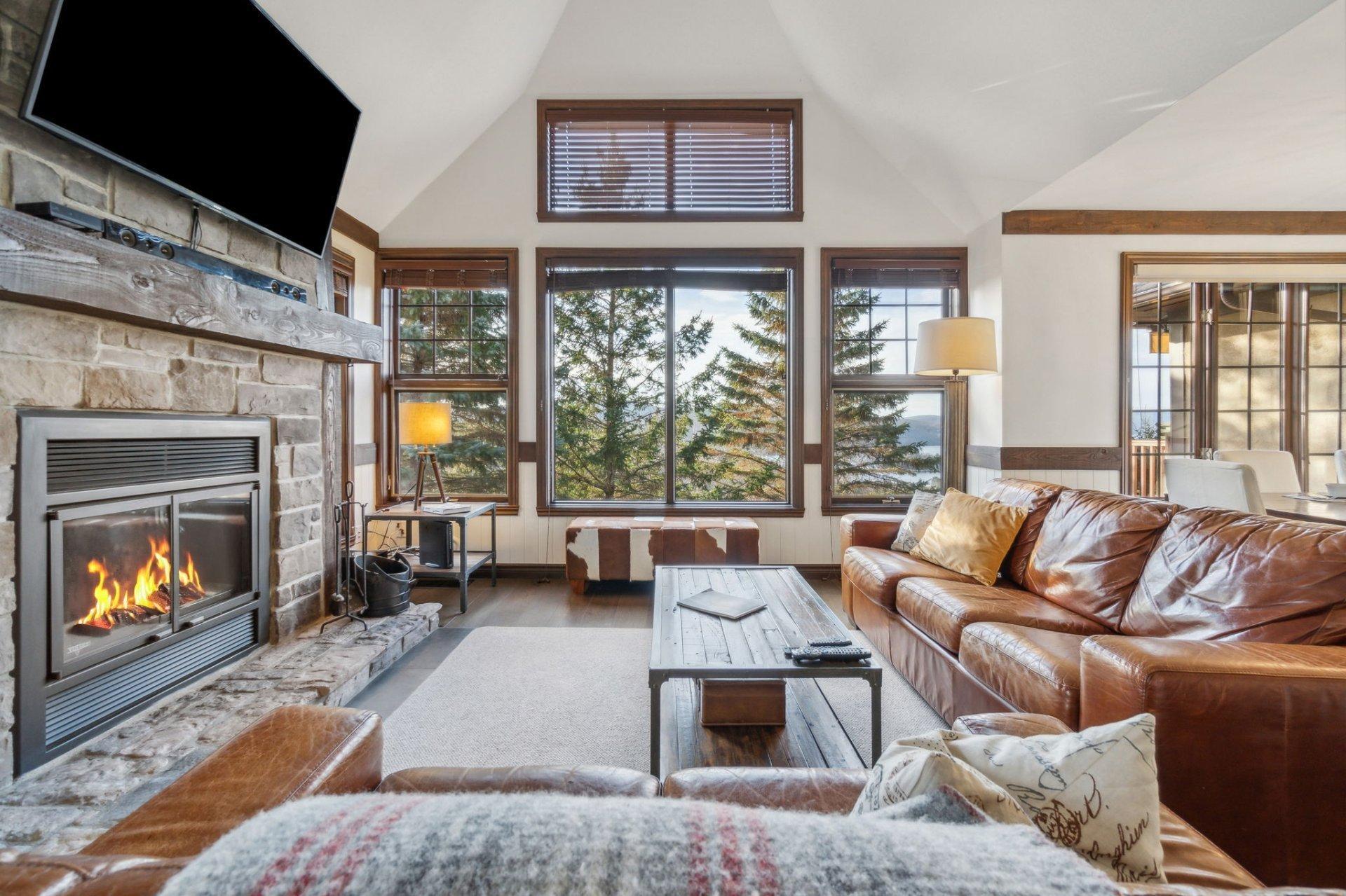 









122


Ch. des Sous-Bois

, 1,
Mont-Tremblant,




QC
J8E3M1

