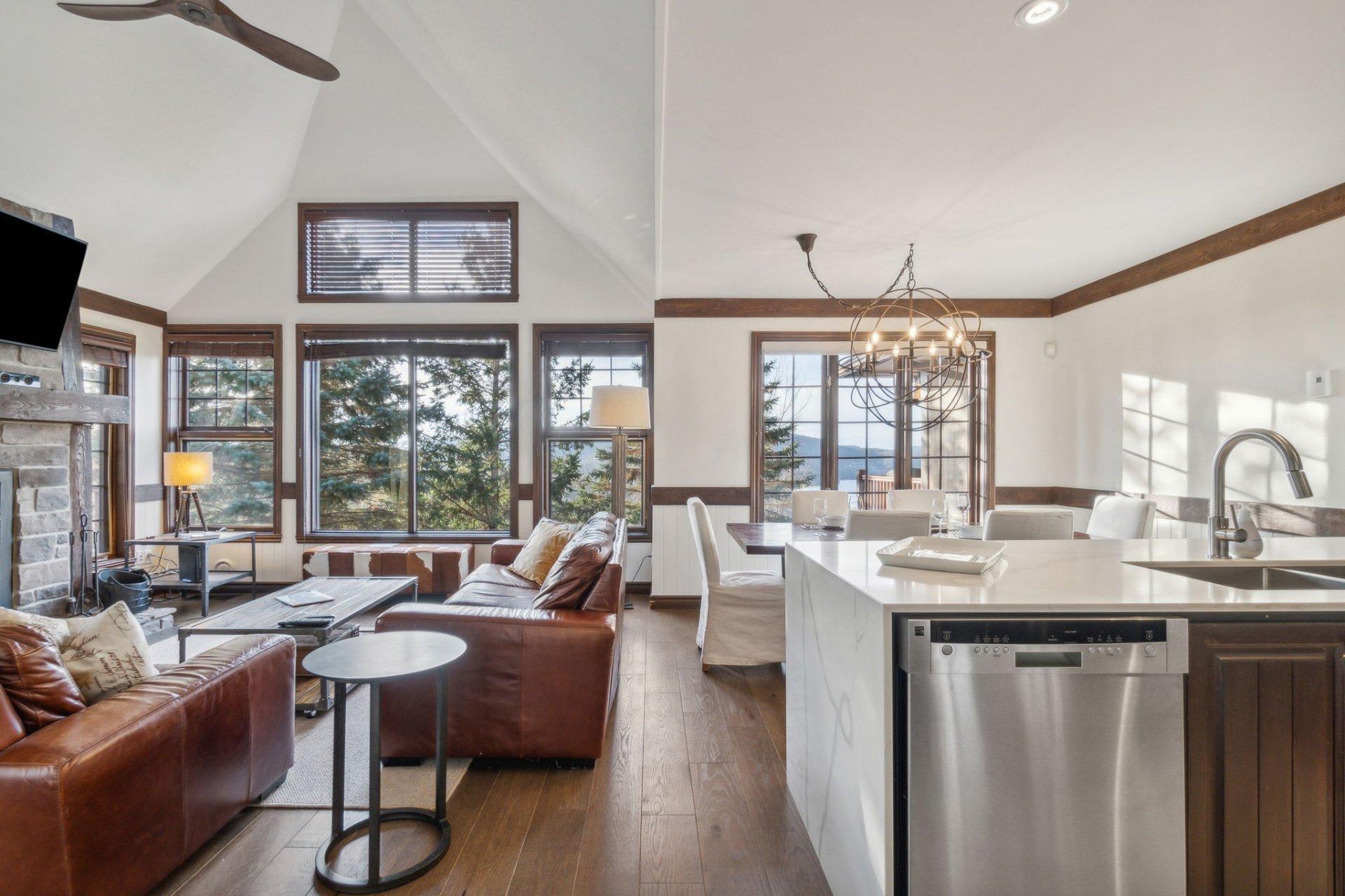 









122


Ch. des Sous-Bois

, 1,
Mont-Tremblant,




QC
J8E3M1


