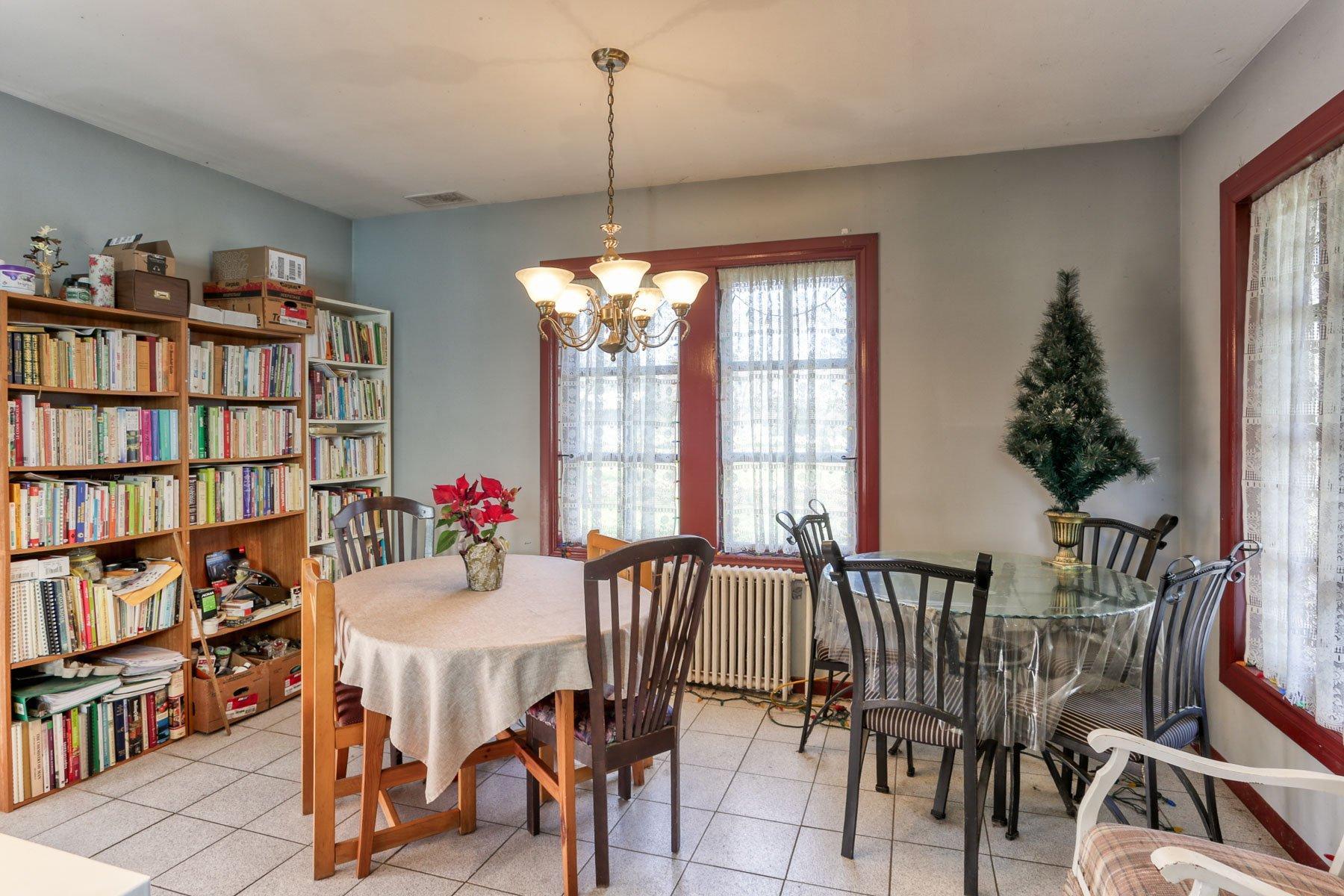 









1190


Rue Principale

,
Batiscan,




QC
G0X1A0

