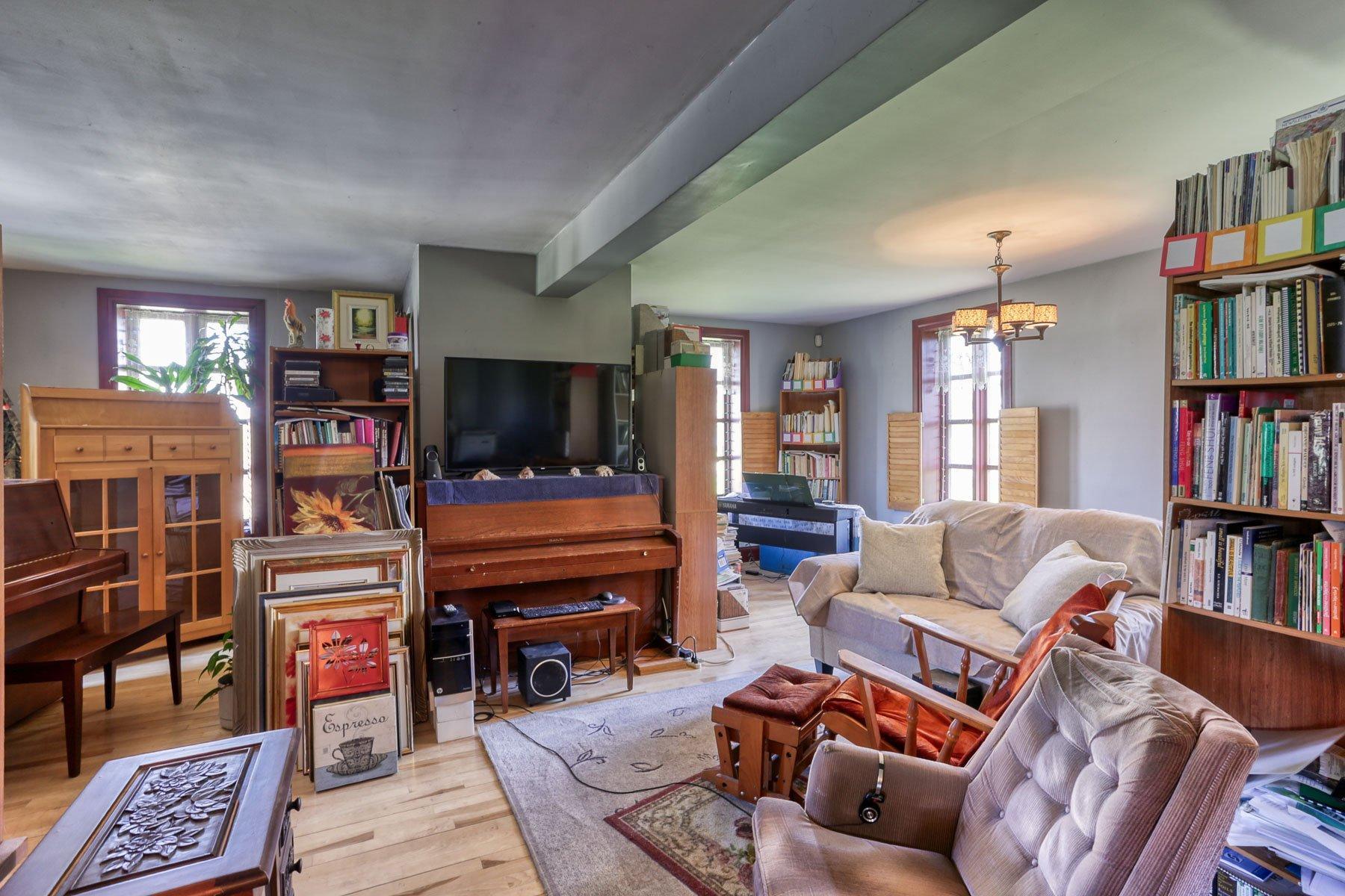 









1190


Rue Principale

,
Batiscan,




QC
G0X1A0

