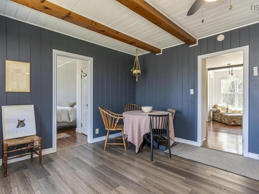 












256 Park Street

,
Kentville,




NS
B4N 1M8

