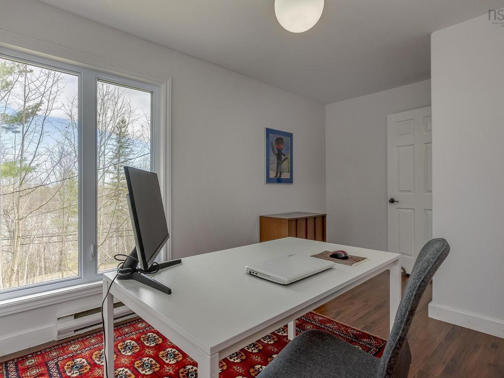 












256 Park Street

,
Kentville,




NS
B4N 1M8

