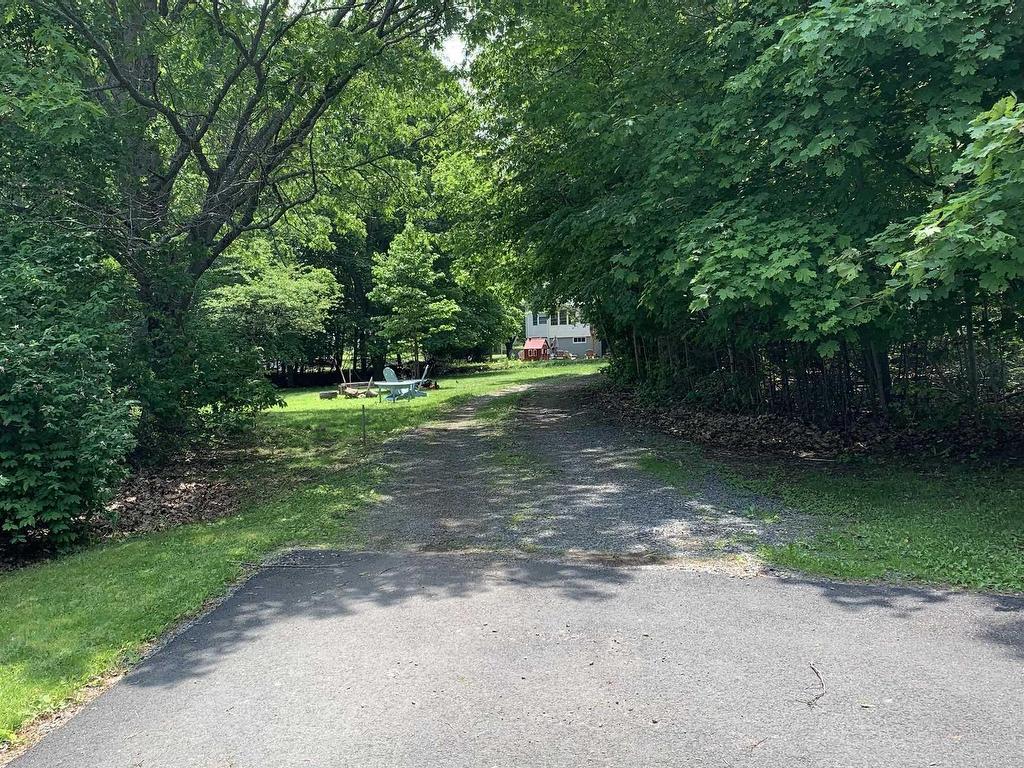 












256 Park Street

,
Kentville,




NS
B4N 1M8

