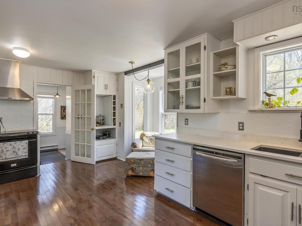












256 Park Street

,
Kentville,




NS
B4N 1M8


