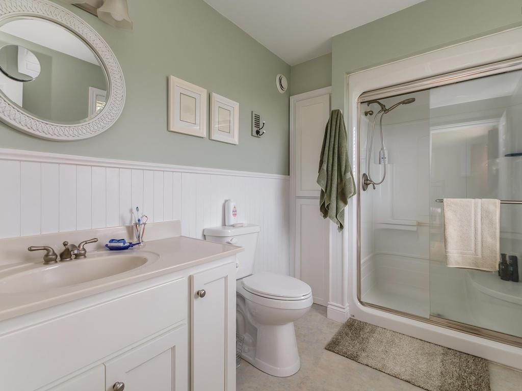 












70 Davidson Lane

,
Waterside,




NS
B0K 1H0

