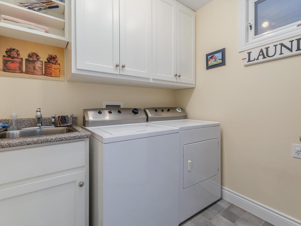 












70 Davidson Lane

,
Waterside,




NS
B0K 1H0

