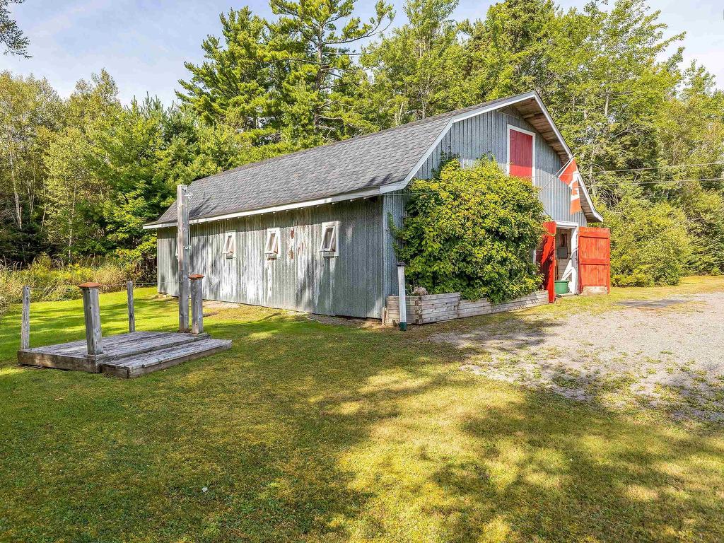 












70 Davidson Lane

,
Waterside,




NS
B0K 1H0

