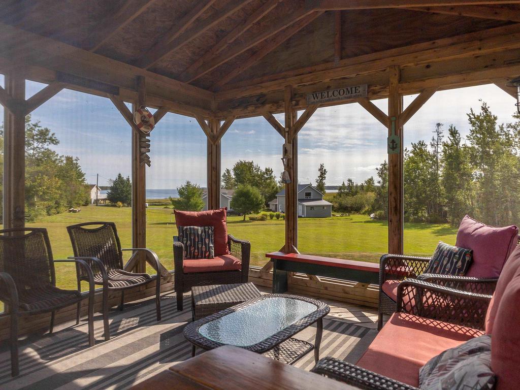 












70 Davidson Lane

,
Waterside,




NS
B0K 1H0

