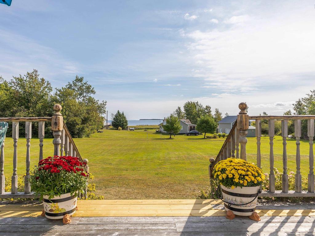 












70 Davidson Lane

,
Waterside,




NS
B0K 1H0

