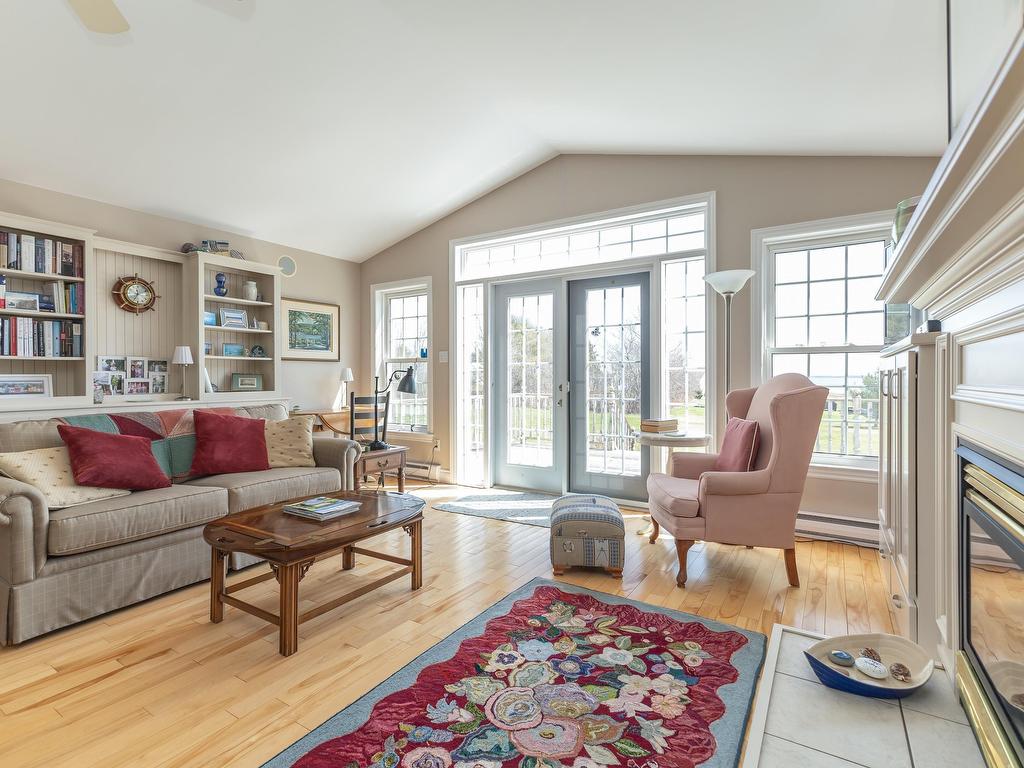 












70 Davidson Lane

,
Waterside,




NS
B0K 1H0

