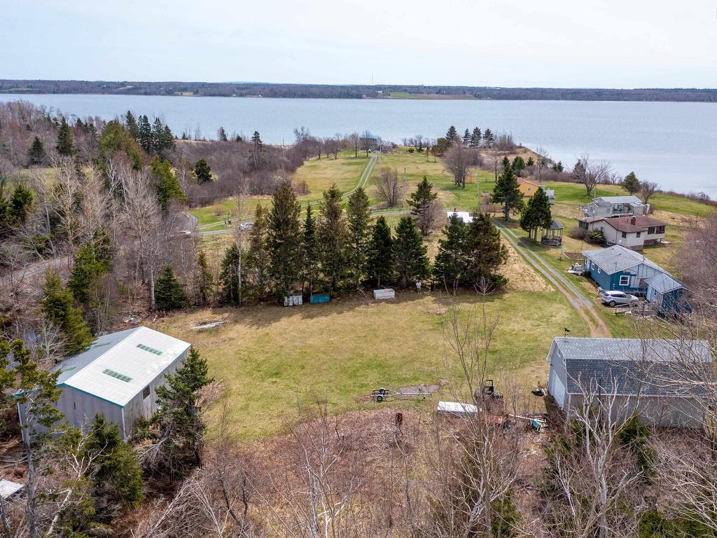 












Lot Kenneth Point Road

,
Caribou Island,







NS
B0K 1H0

