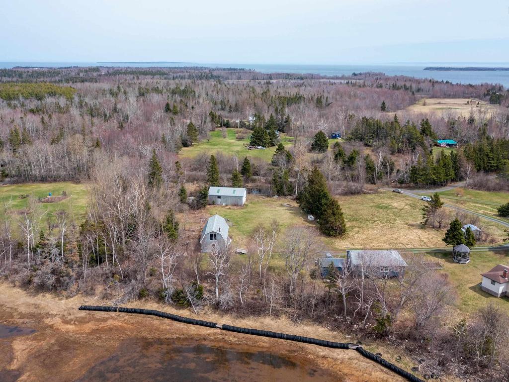 












Lot Kenneth Point Road

,
Caribou Island,







NS
B0K 1H0

