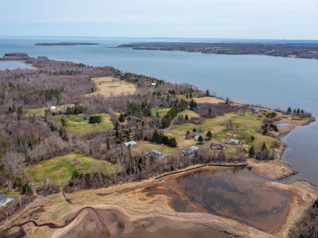 












Lot Kenneth Point Road

,
Caribou Island,







NS
B0K 1H0


